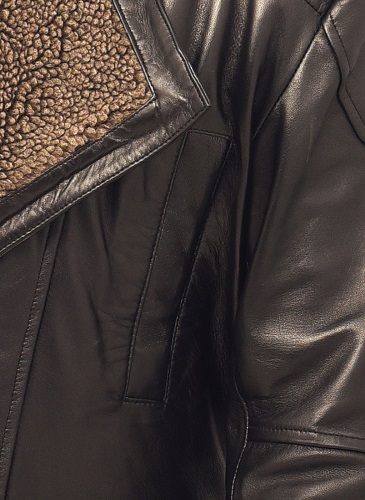 front closure with fur